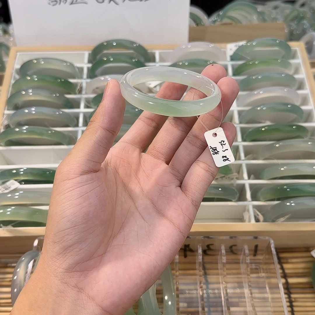 手镯玛瑙/玉髓未镶嵌圈口52.3