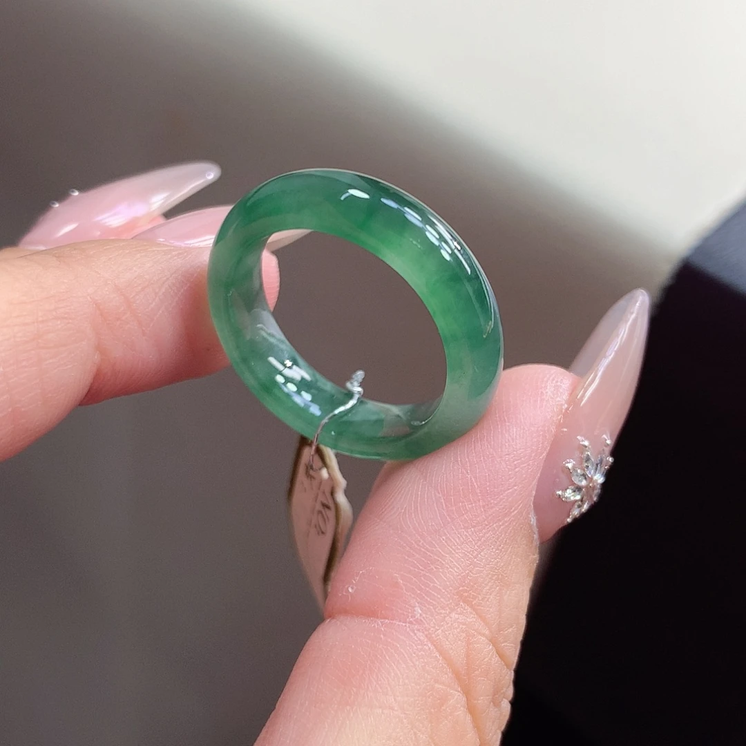 翡翠未镶嵌戒指22号