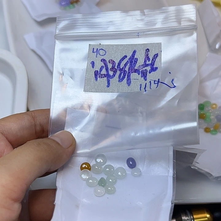 未镶嵌定制翡翠老*不