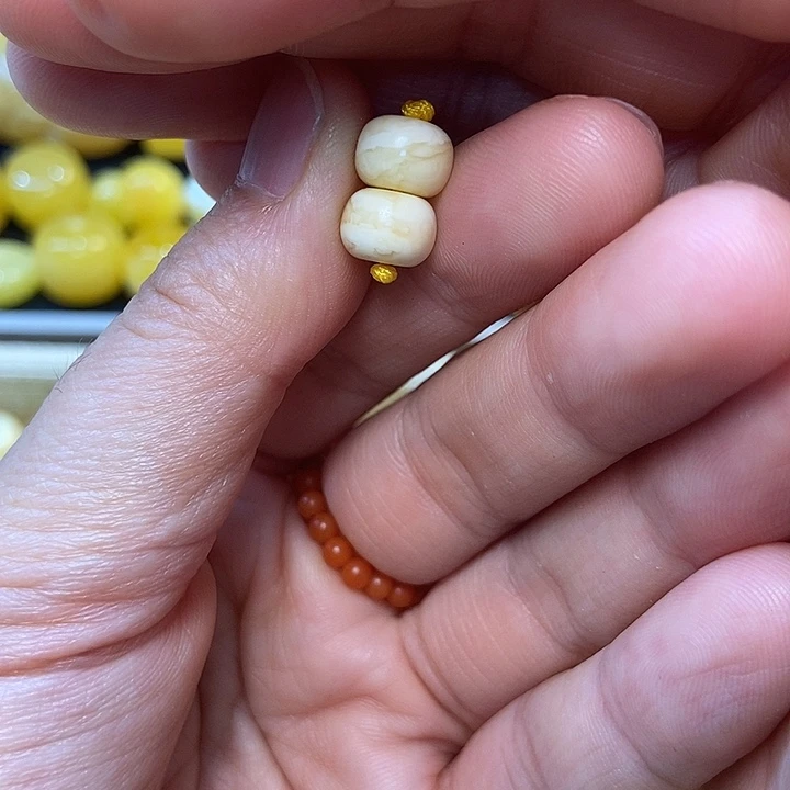 裸石琥珀未镶嵌原矿蜜蜡配饰