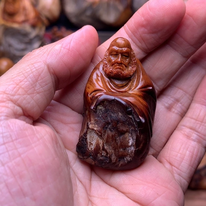 柏木（崖柏）崖柏陈化料手把件