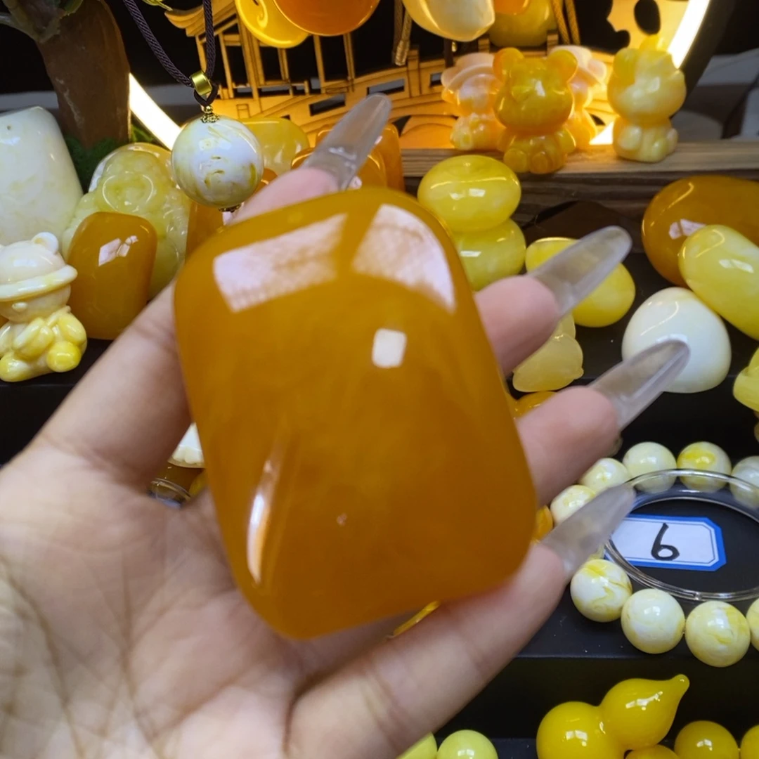 文****精品珠子吊坠一个