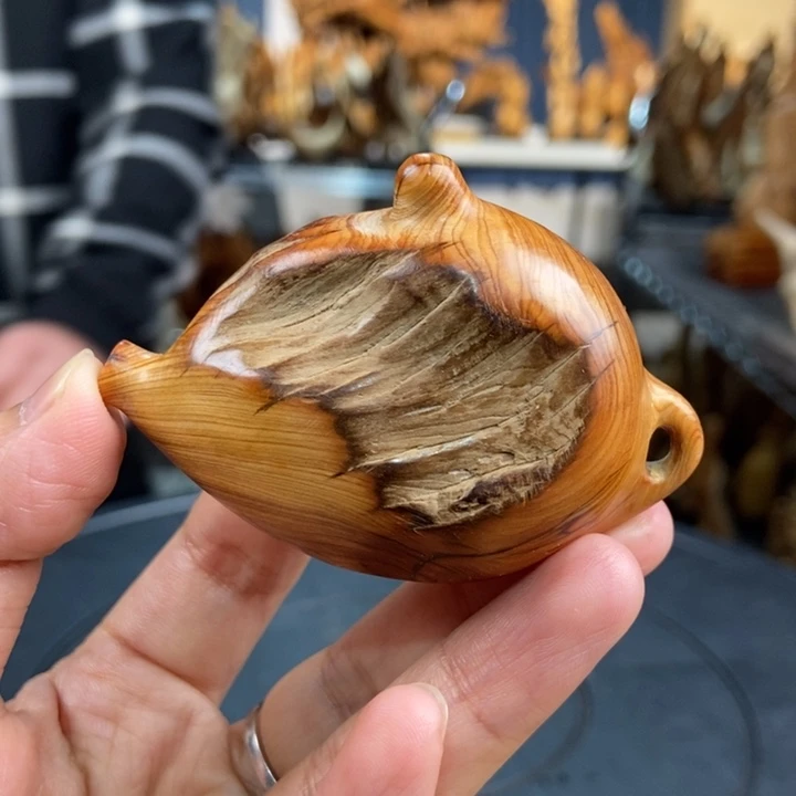 柏木（崖柏）手把件