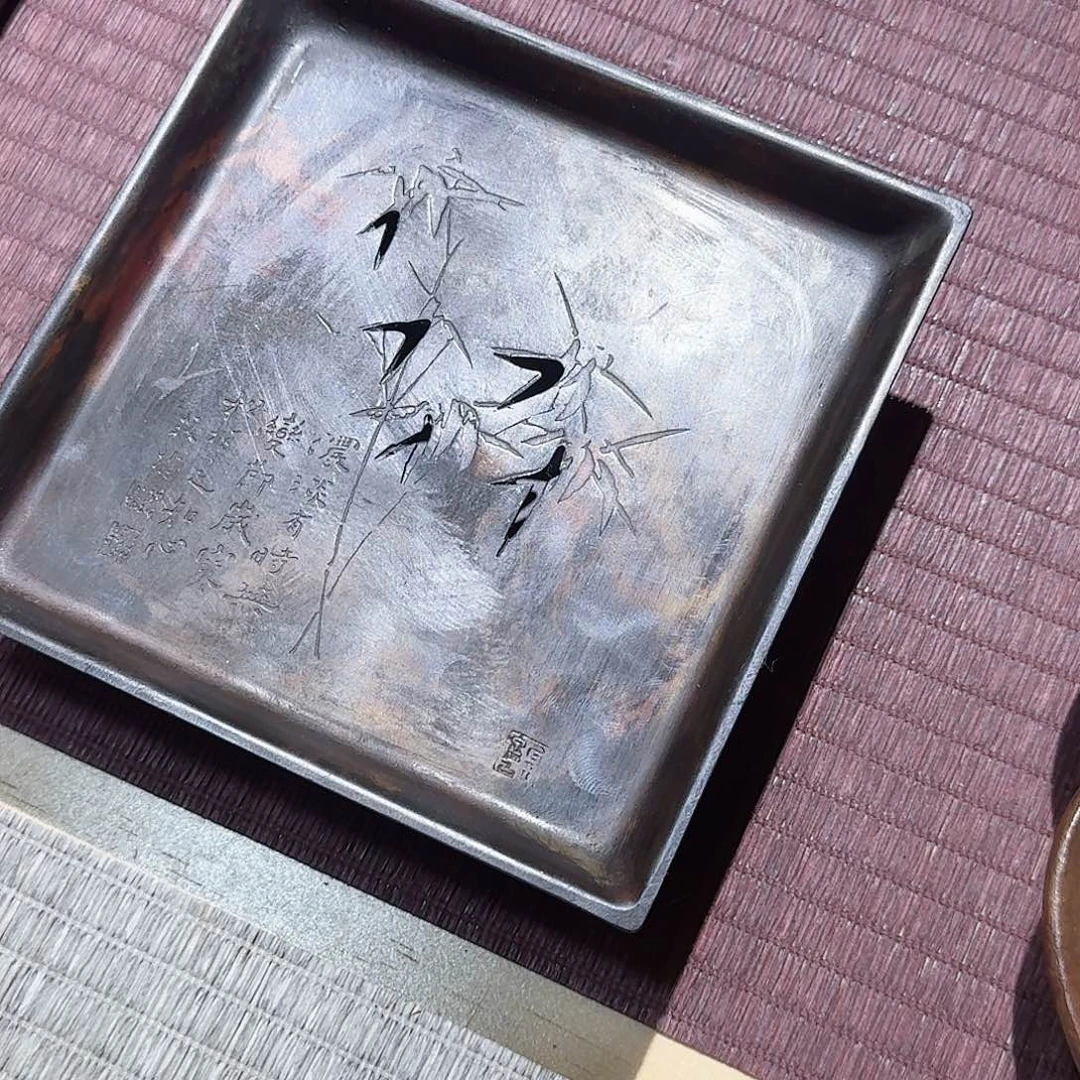 伏****?春喜铜博古壶承