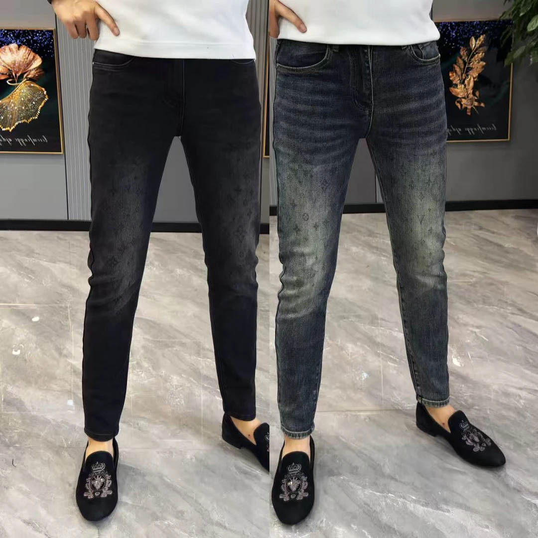 裤子男秋季新款牛仔裤男简约黑色百搭小脚裤修身显瘦牛仔裤男款