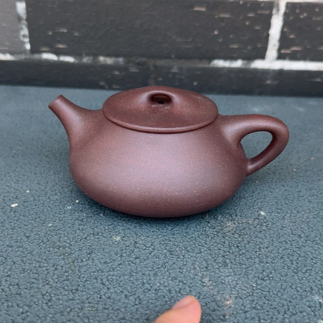 Y***e茶杯紫砂微瑕的壶