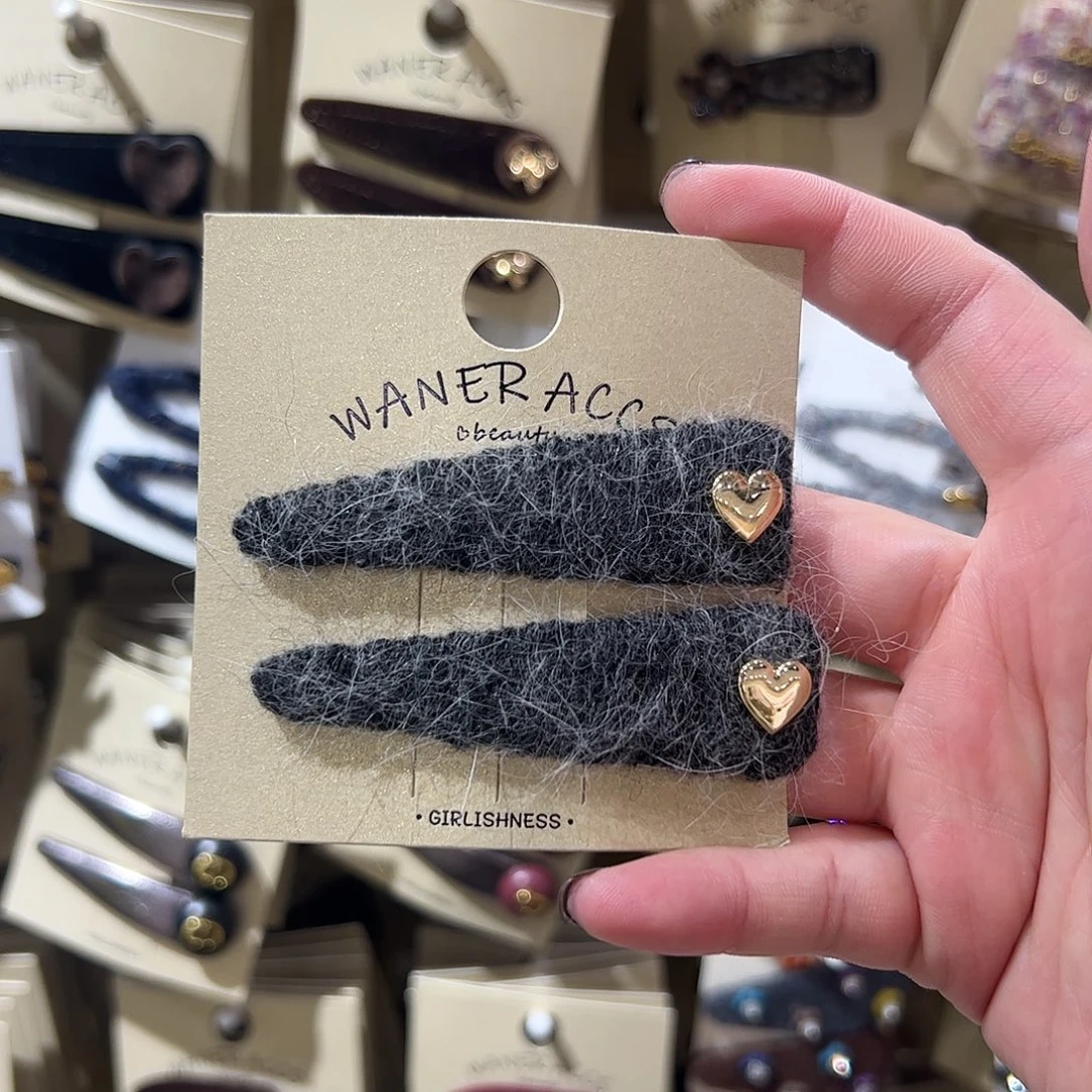 布艺非金属爱心拜拜夹