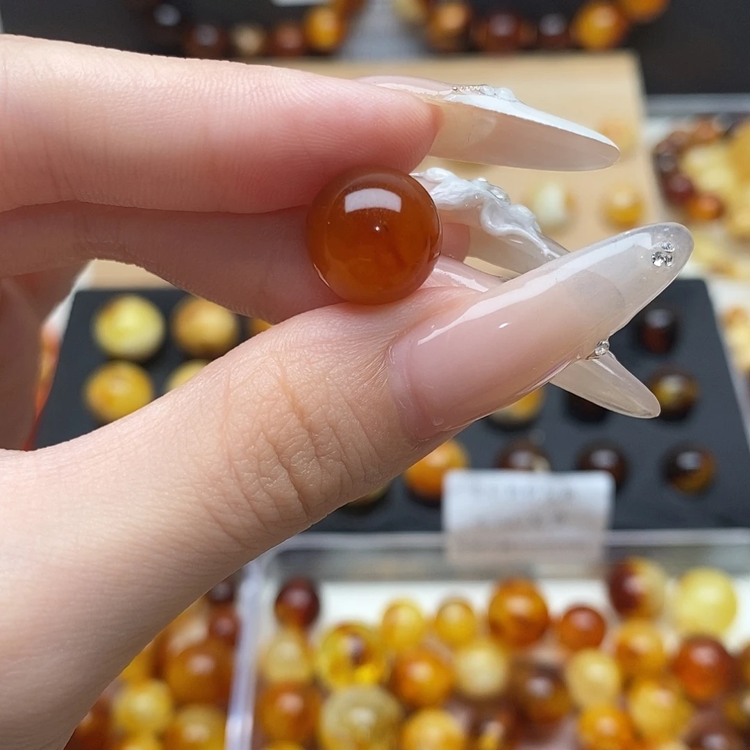 丞***E未镶嵌琥珀裸石蜜蜡