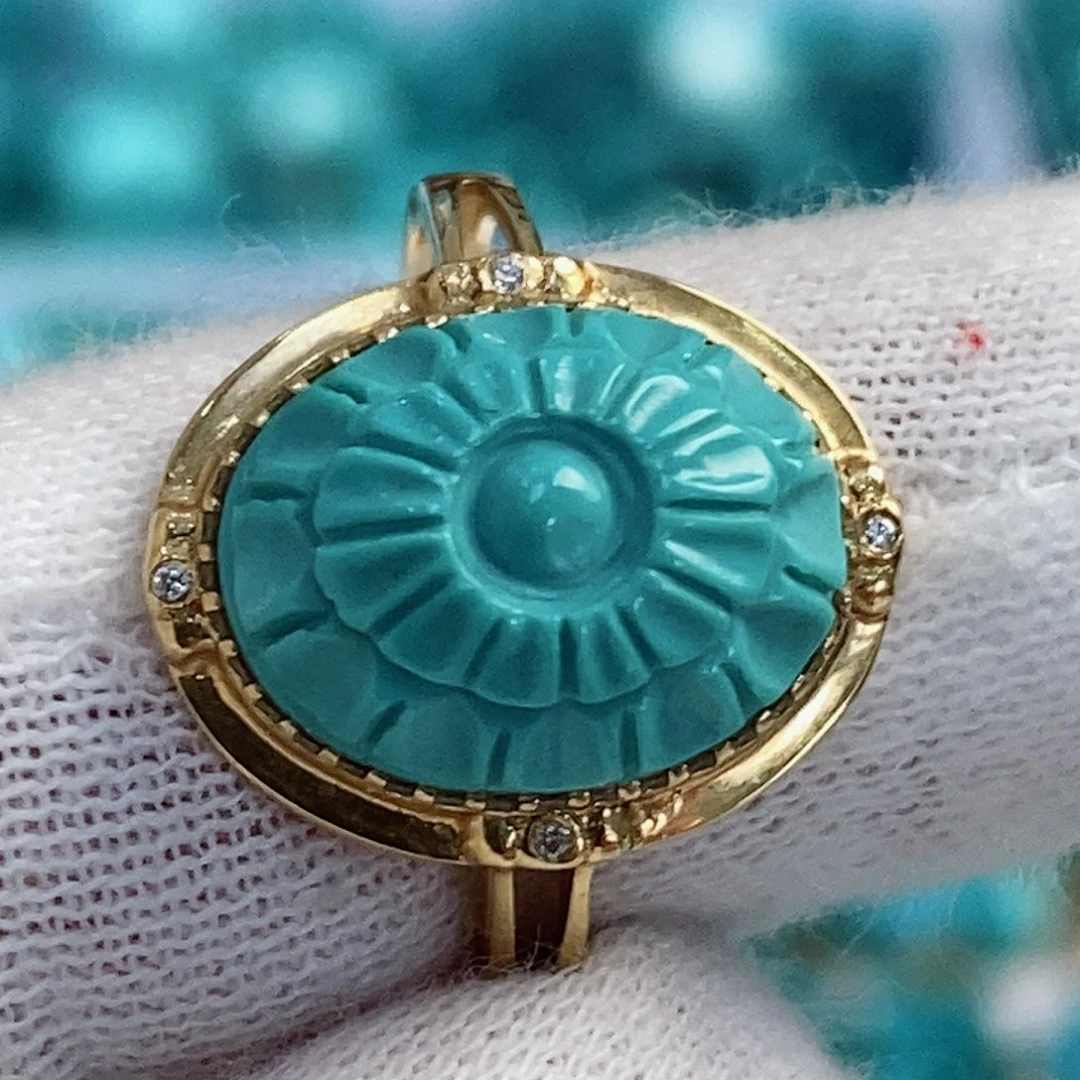 绿松石配饰18K金镶嵌