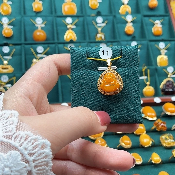 琥珀银S925镶嵌吊坠(赠链)