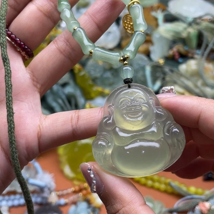蛇纹石玉未镶嵌吊坠