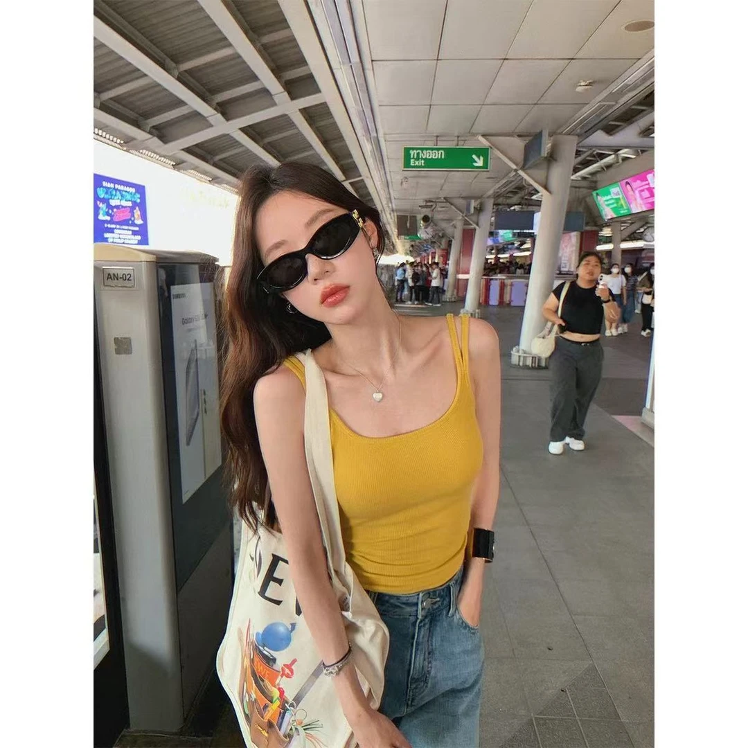 徐秋阳  多巴胺双肩带   春季新款百搭时尚休闲显白吊带背心