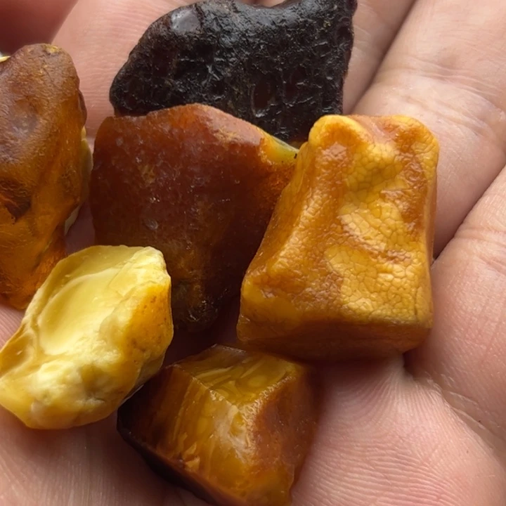 未镶嵌琥珀裸石漫****3陈