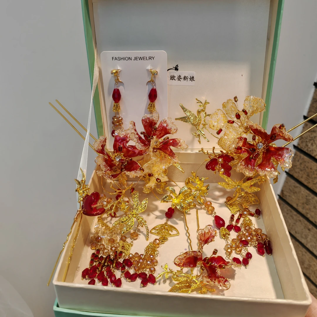 2025新品推荐气质百搭红金配色秀禾头饰婚礼跟妆发饰结婚饰品女