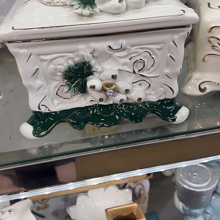 陶瓷瑕。。。。。。？。？？？？？？？