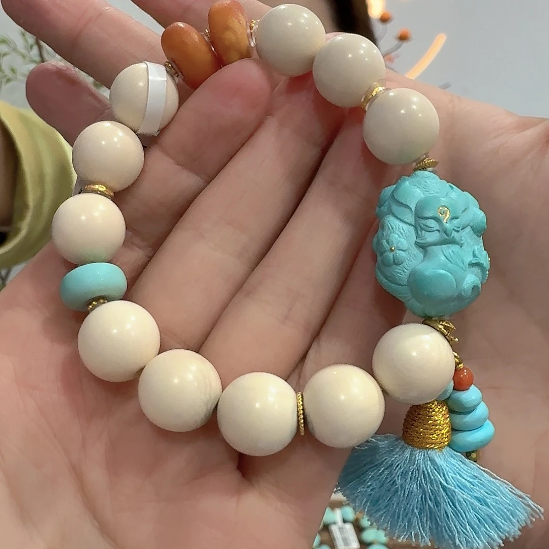 绿松石18K金镶嵌珠宝奇石