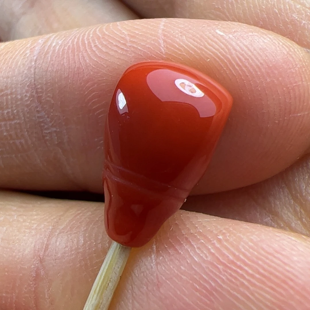 未镶嵌三通南红玛瑙