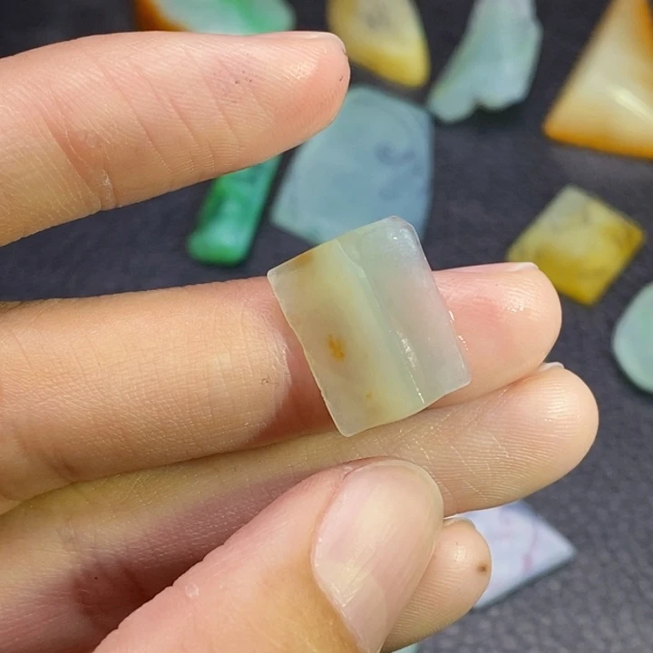 未镶嵌定制翡翠翡翠