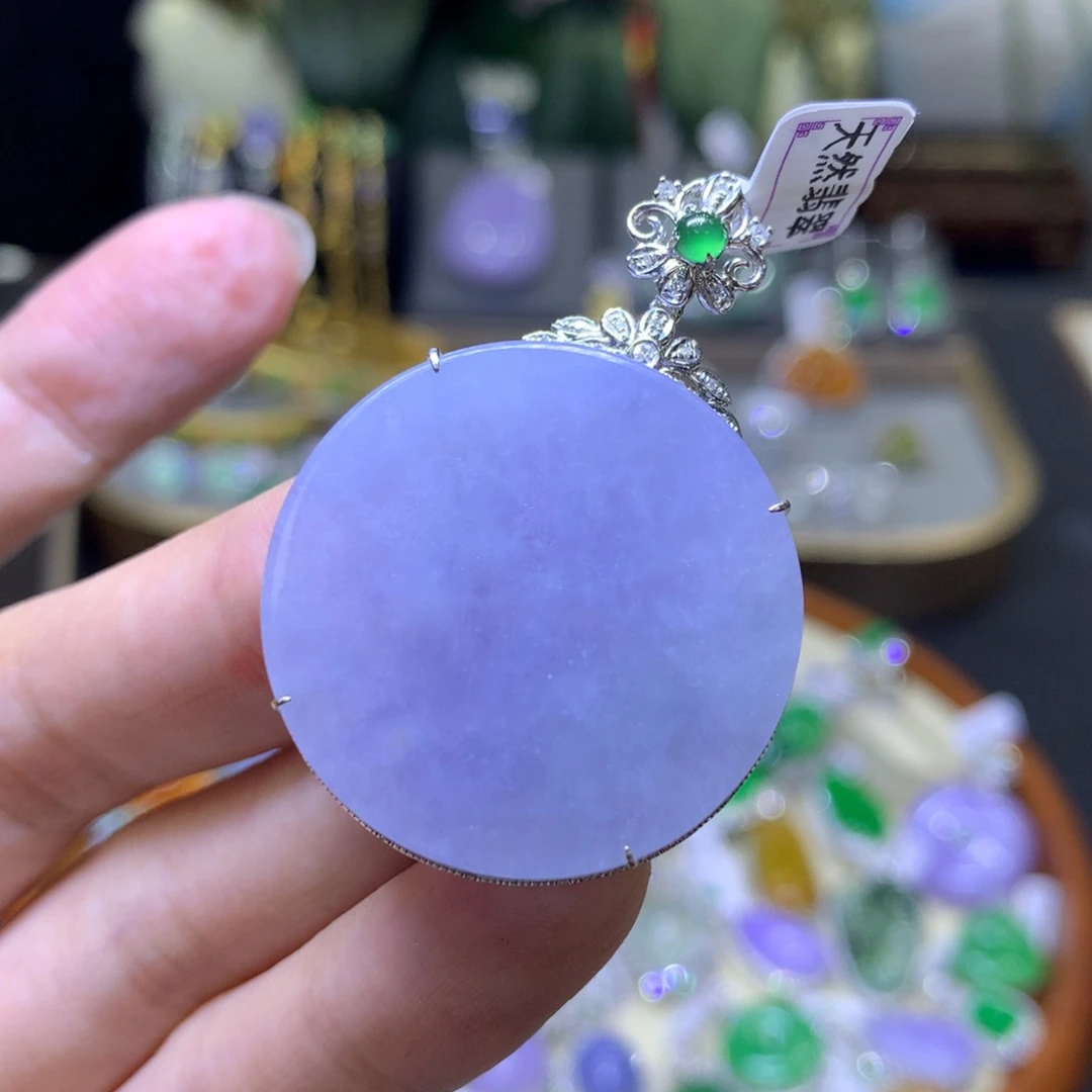 翡翠18K金镶嵌颈饰翡翠吊坠项链