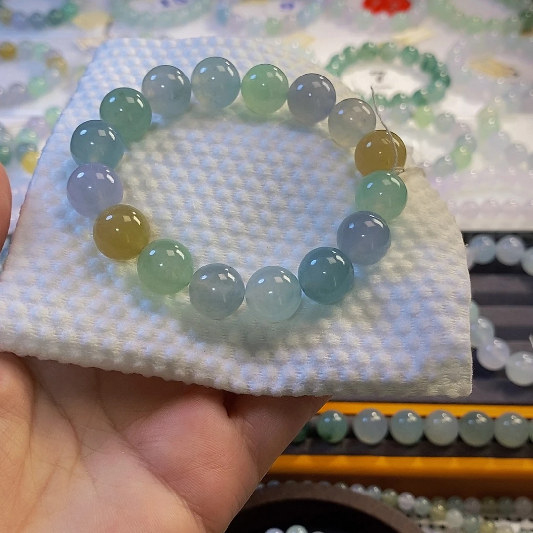 定制翡翠未镶嵌翡翠.