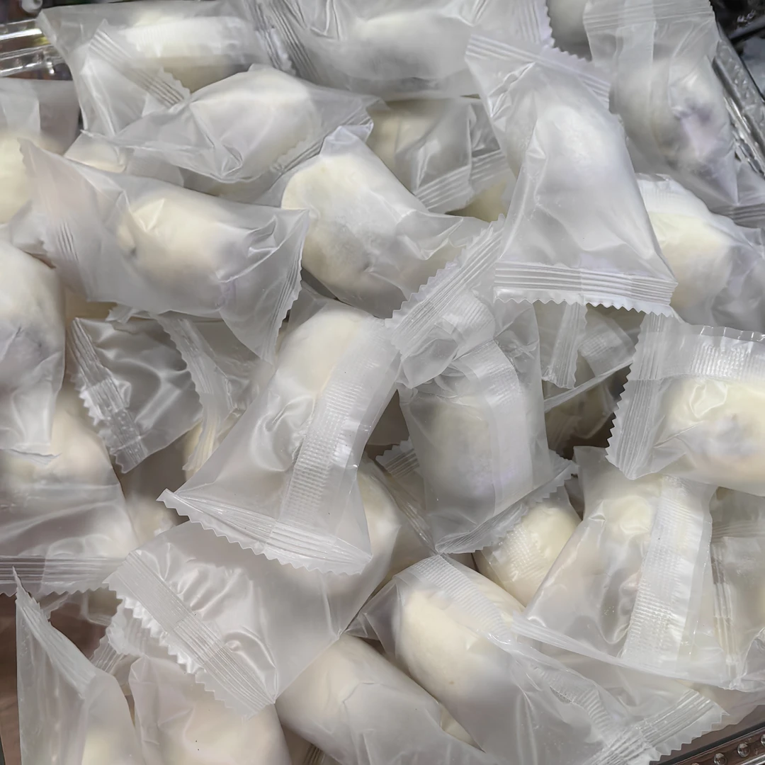 网红款内蒙古巴旦木奶枣年货精选奶香十足