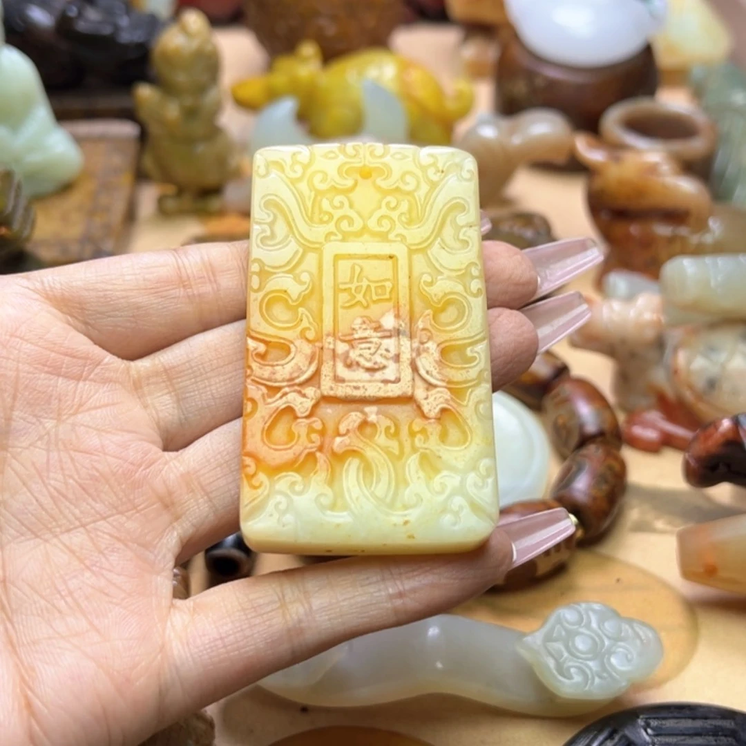 【闪购商品】蛇纹石玉颈饰未镶嵌