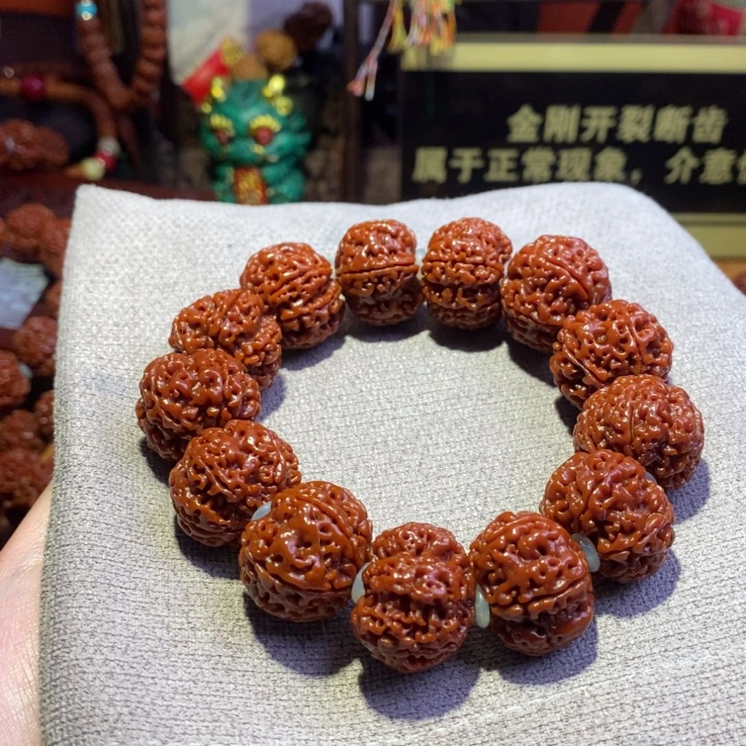 吊坠金刚菩提226肉玉华