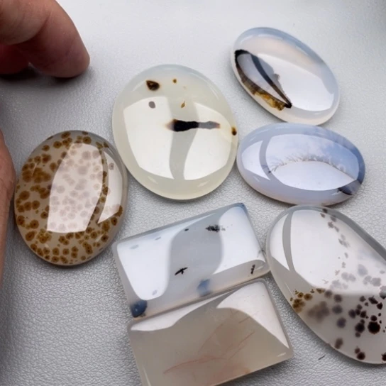 玛瑙/玉髓颈饰未镶嵌追****华