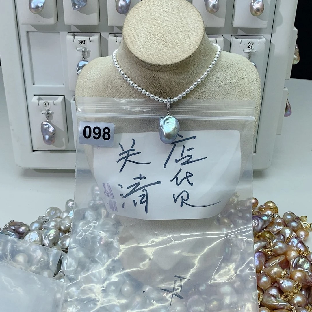 淡水珍珠颈饰合金