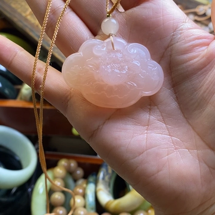 蛇纹石玉坠未镶嵌