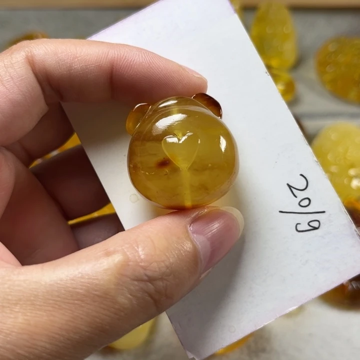 琥珀颈饰未镶嵌琥珀蜜蜡