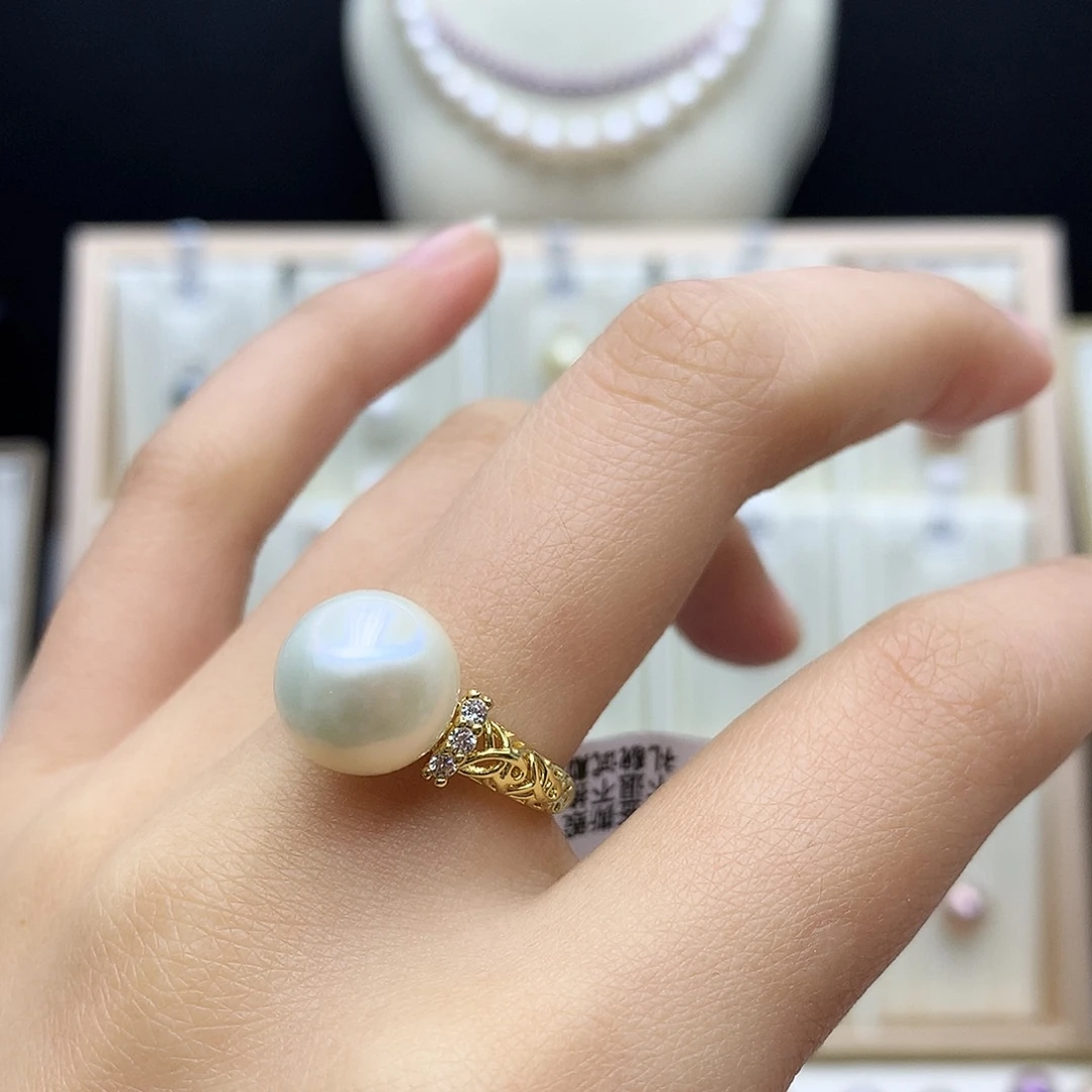 合金淡水珍珠颈饰