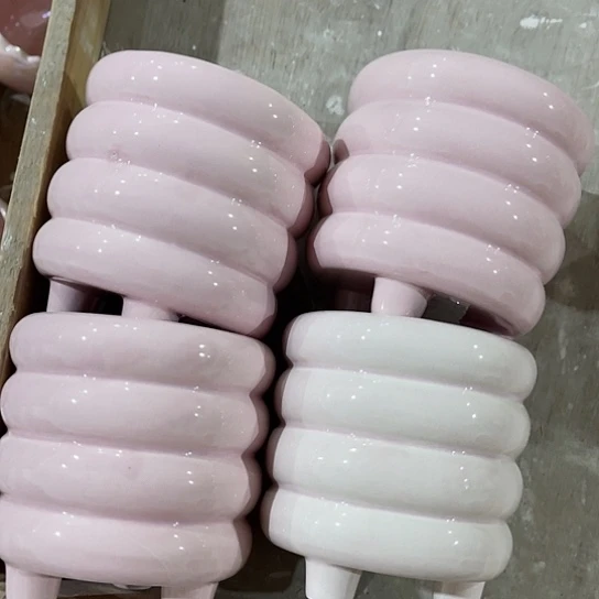 多肉绿植陶瓷花盆9.9包邮，有孔