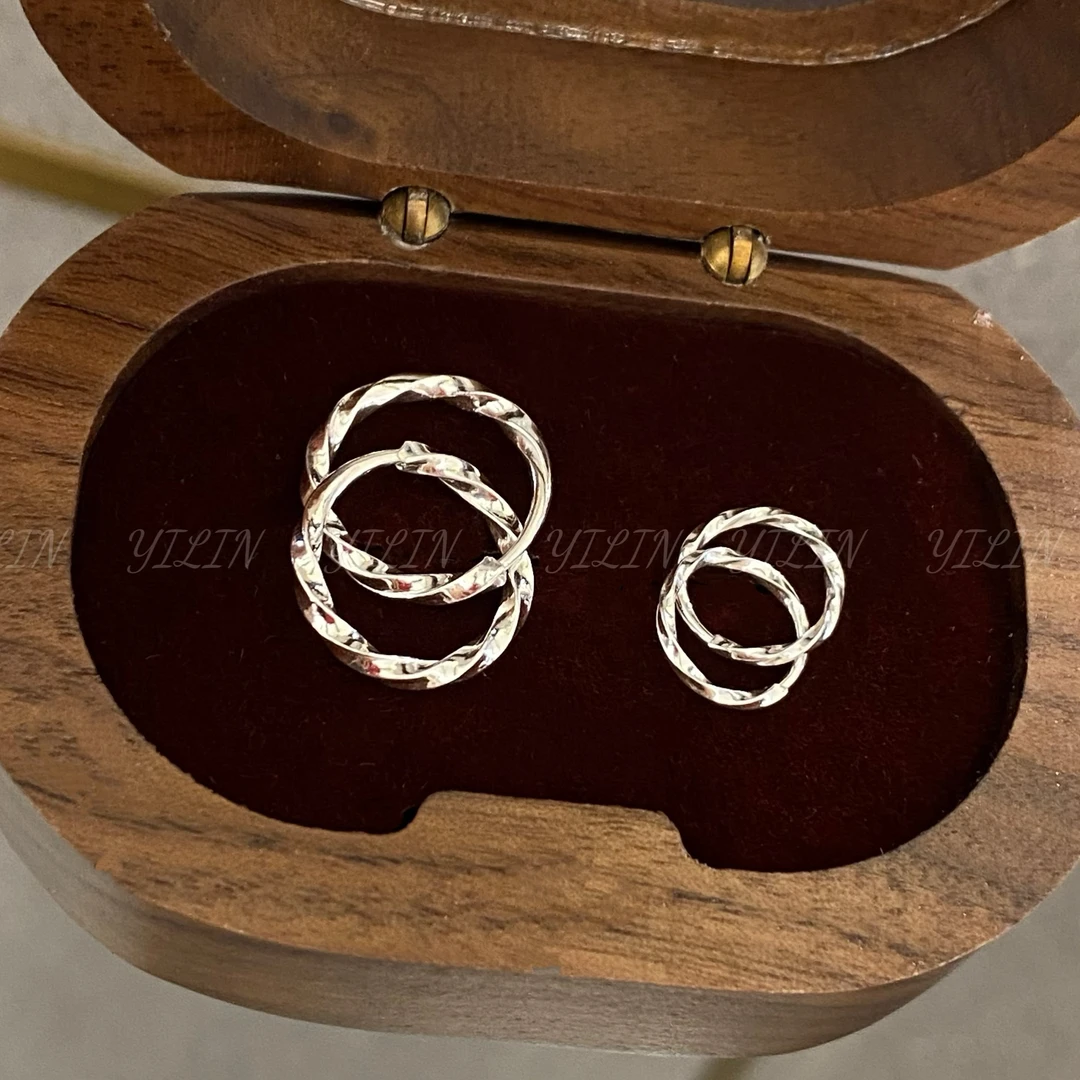足银耳饰 正品足银990莫比乌斯环纯银耳环素圈小众百搭养耳洞/1对