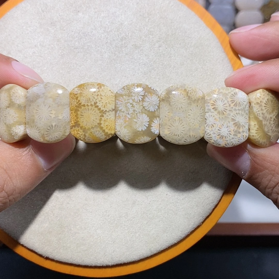 硅化珊瑚（珊瑚玉）手串未镶嵌绿色17