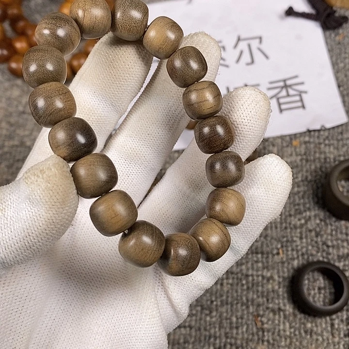 檀香木手串/手链寂**雪老山檀香阴沉横纹11/12沉水微瑕