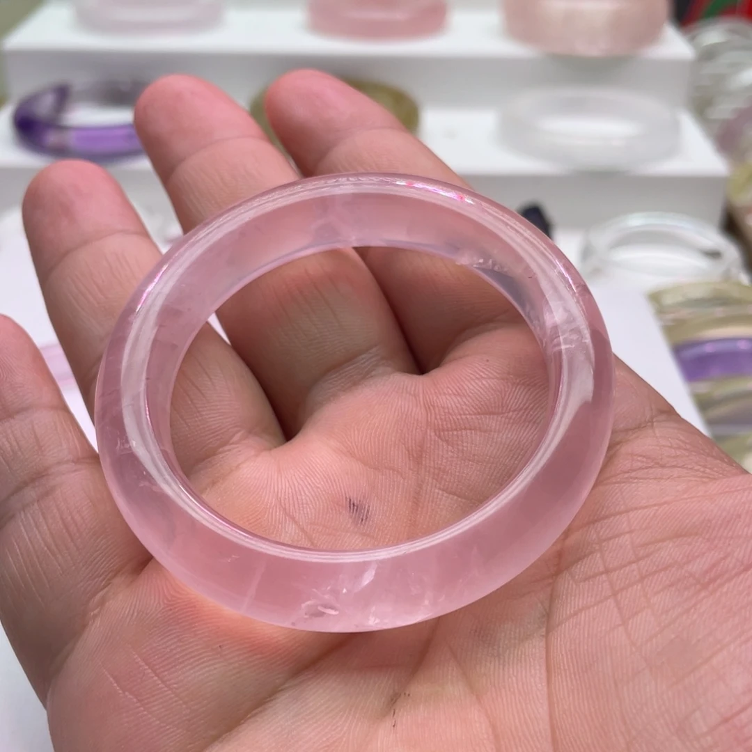 水晶手镯未镶嵌云**歌粉水晶