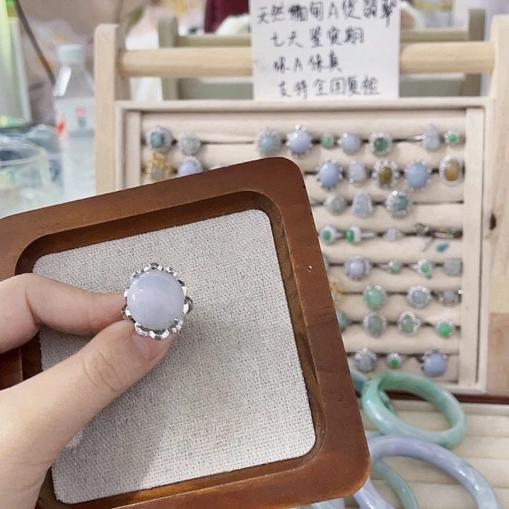 翡翠未镶嵌颈饰天然翡翠Ａ货