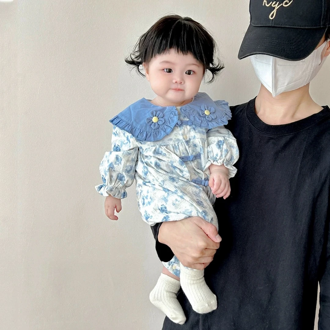 新款婴幼儿春秋装连体衣爬服女宝宝衣服公主洋气新生春秋外出哈衣