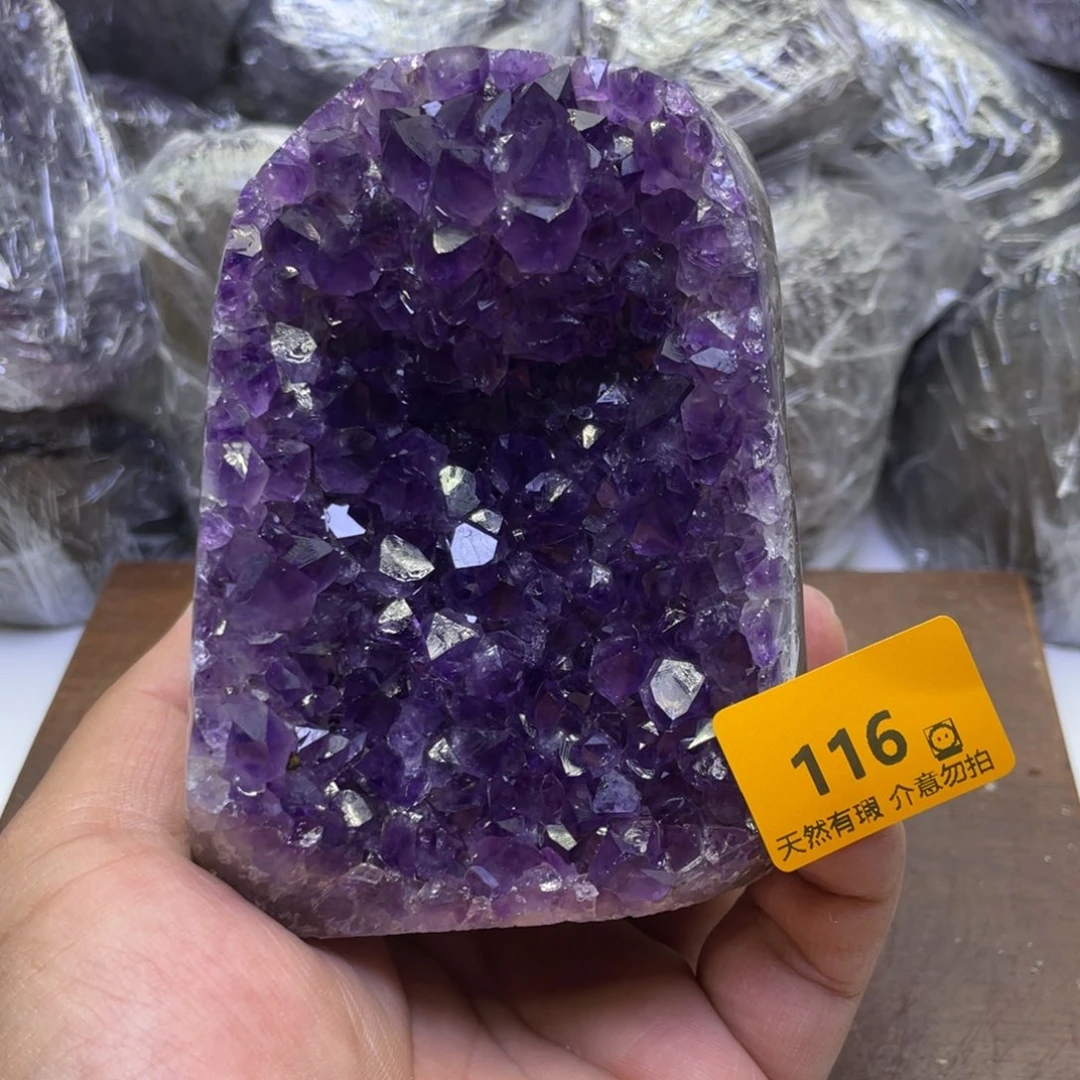 未镶嵌水晶大型摆件（非配饰）