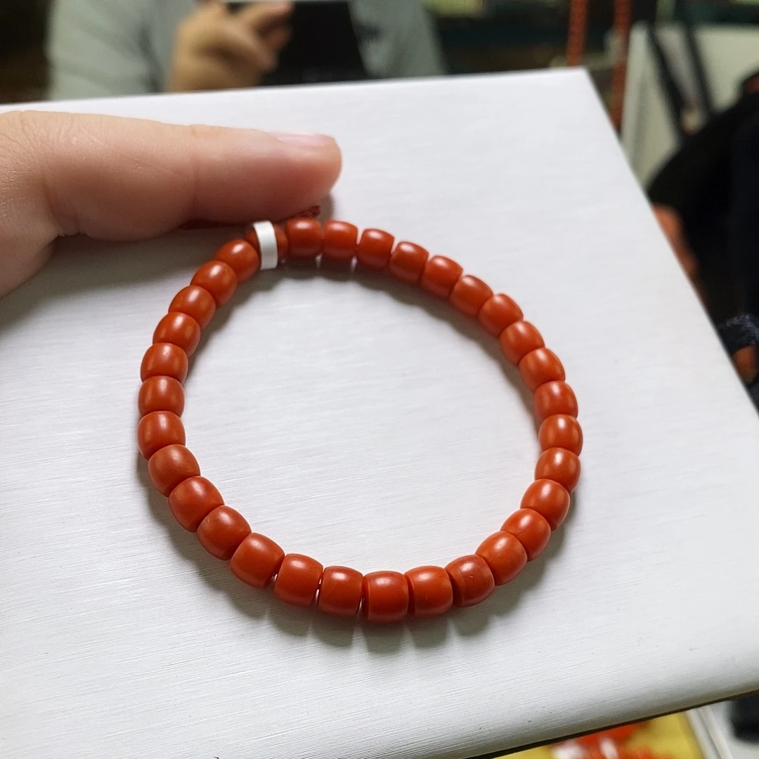 南红玛瑙未镶嵌手链