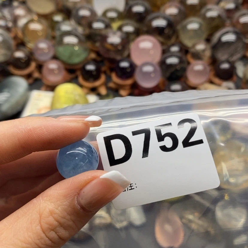 【闪购商品】水晶吊坠精品未镶嵌