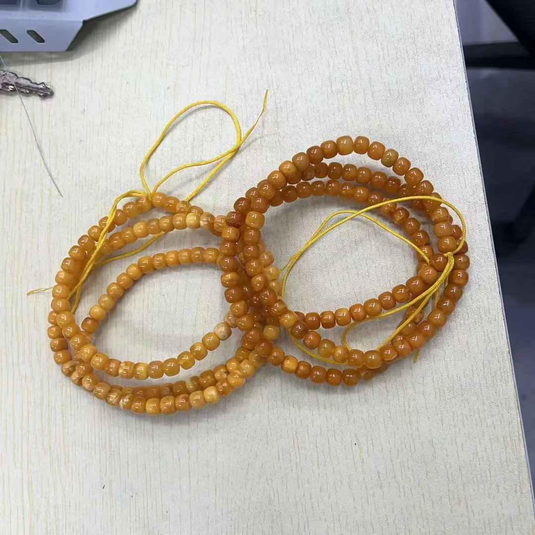 天然俄料鸡油红蜜蜡老型项链 E111—多样性发一