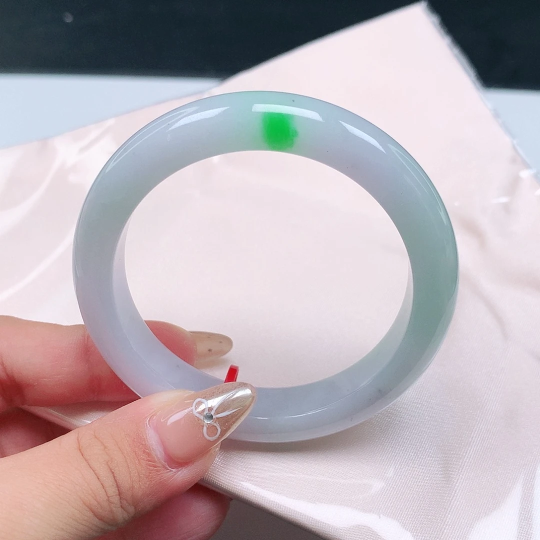 翡翠未镶嵌手镯8009