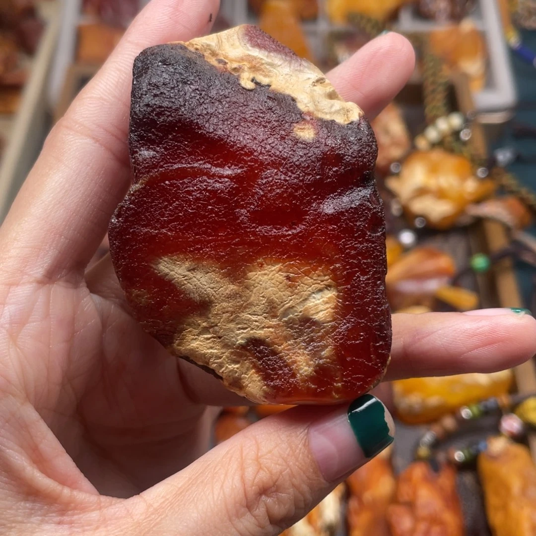 琥珀未镶嵌珠宝奇石