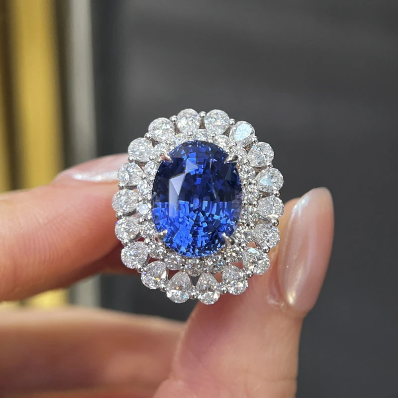 AIGS有烧皇家蓝18K金蓝宝石戒指10.8克拉