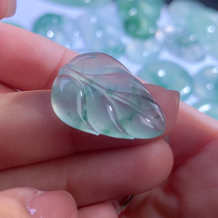 【闪购商品】翡翠颈饰未镶嵌缅甸