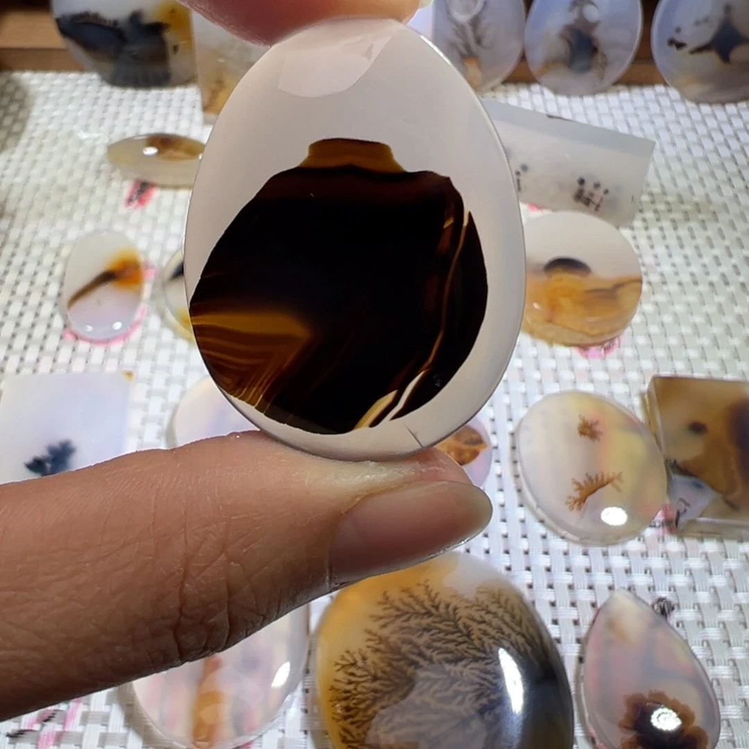 玛瑙/玉髓未镶嵌颈饰