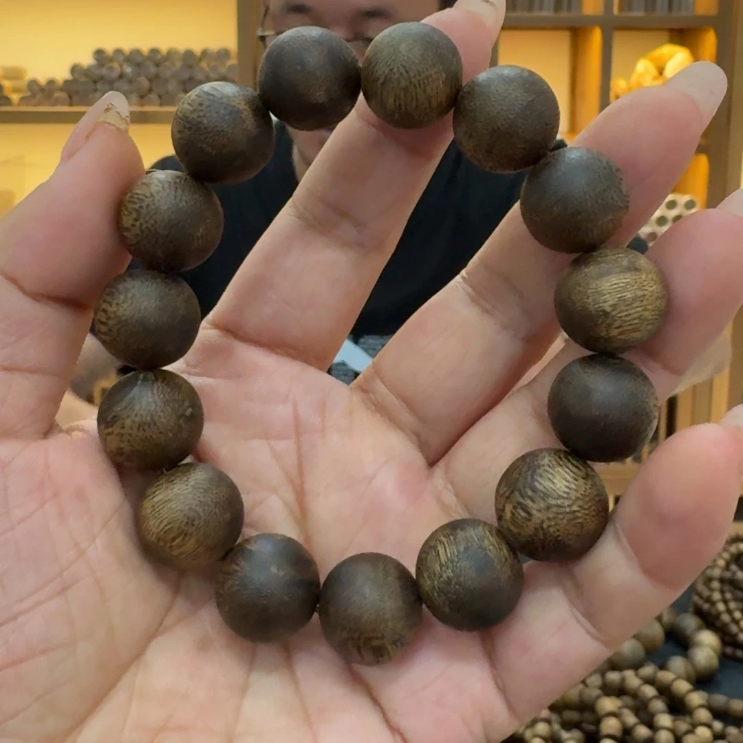 手串沉香奇楠乌身卡 1.4/13 克手串多样性发货一条