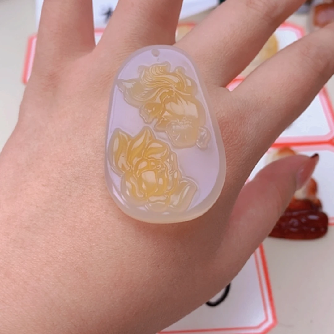 【闪购商品】玛瑙/玉髓未镶嵌珠宝半成品甜*